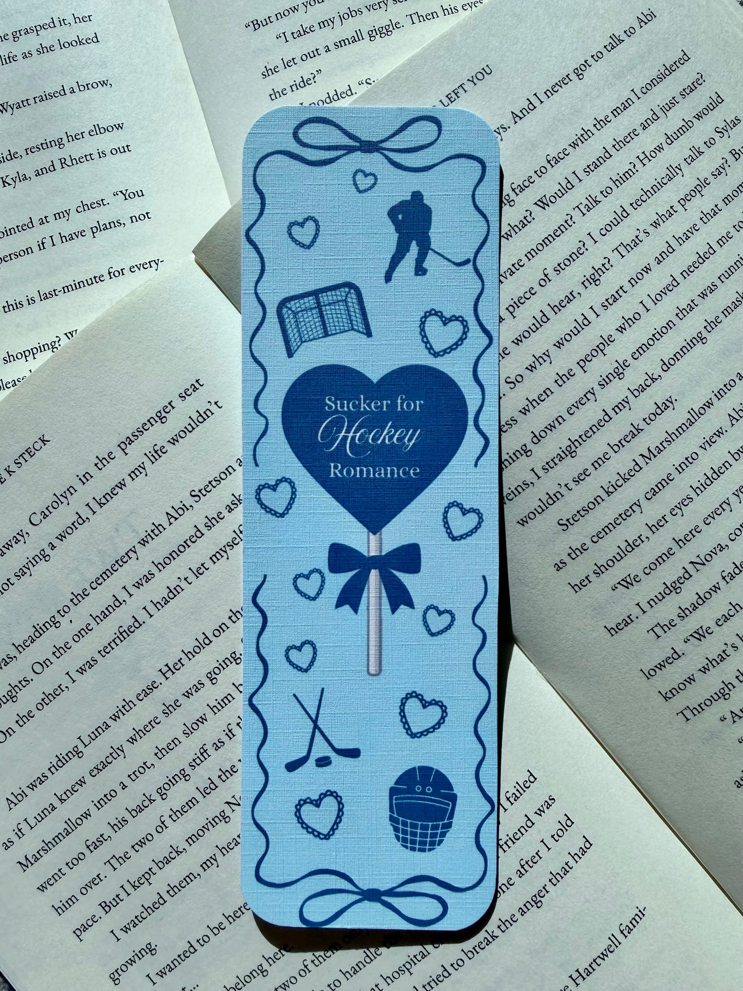 "𝒮𝓊𝒸𝓀𝑒𝓇 𝒻𝑜𝓇 𝐻𝑜𝒸𝓀𝑒𝓎 𝑅𝑜𝓂𝒶𝓃𝒸𝑒" bookmark