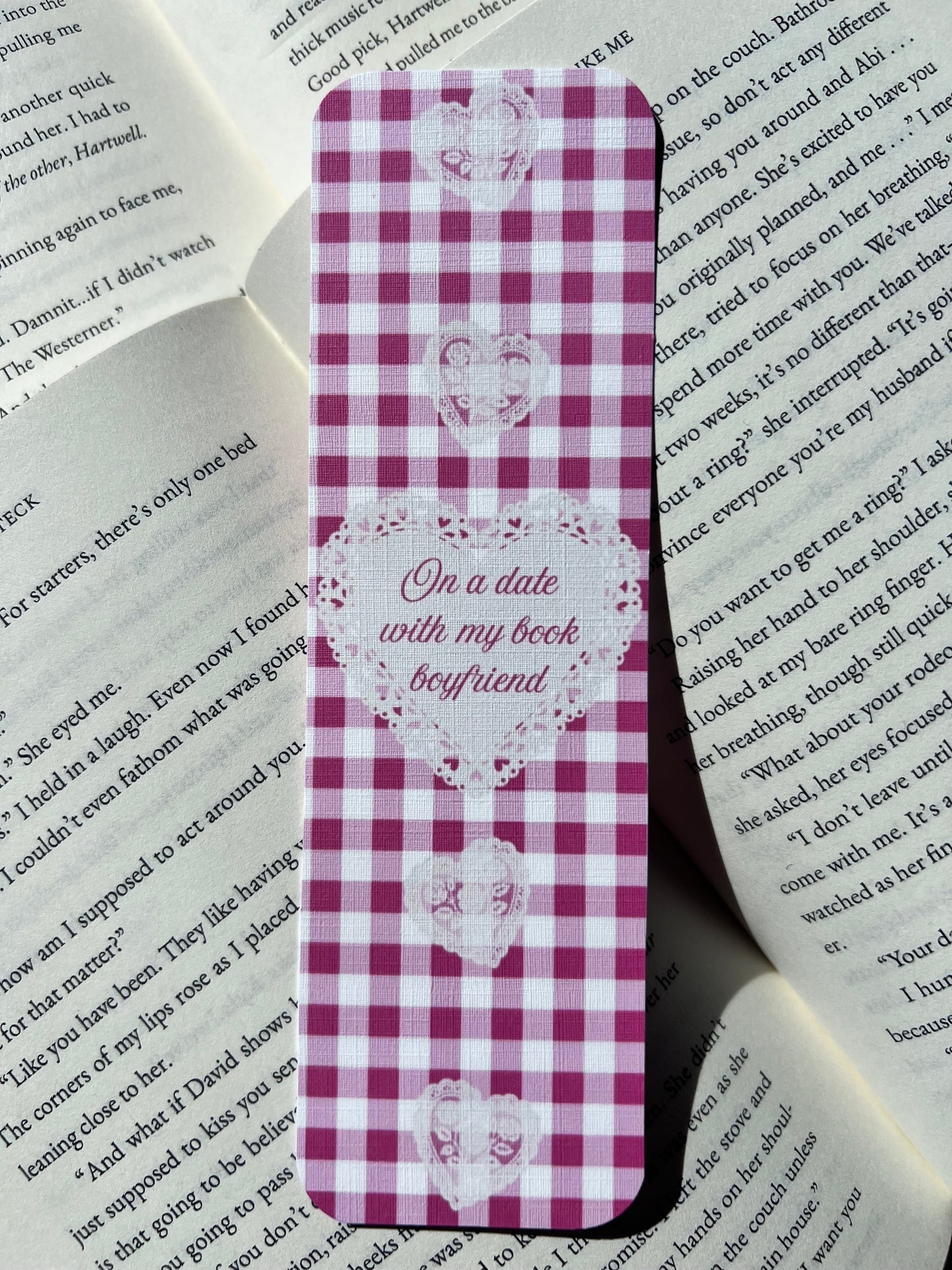 "𝒪𝓃 𝒶 𝒹𝒶𝓉𝑒 𝓌𝒾𝓉𝒽 𝓂𝓎 𝒷𝑜𝑜𝓀 𝒷𝑜𝓎𝒻𝓇𝒾𝑒𝓃𝒹" bookmark